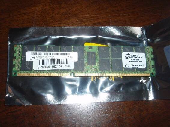 *** MT36KSF2G72PZ-1G4D1FE - Micron 16GB DDR3-1333MHz PC3-10600 ECC *** - Počítače a hry