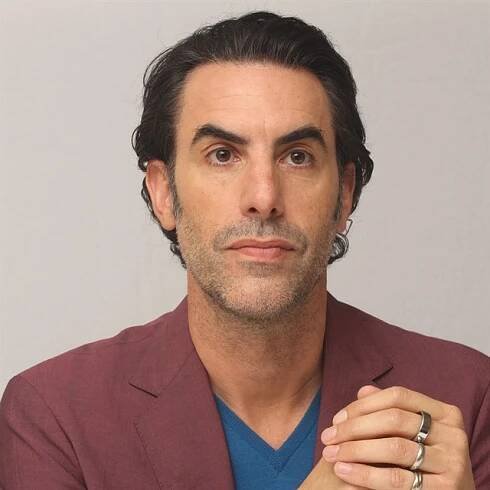 Sacha Baron Cohen, který v seriálu The Spy hraje Eliho Cohena, si roli evidentně vysnil. Na seriálu pracoval i jako producent a spolupodílel se na scénáři.