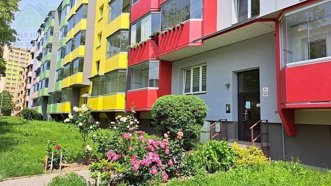 Prodej dr. bytu 1 kk, 23 m2, ul. Sokolovská, Ostrava-Poruba, 1 990 000 Kč
