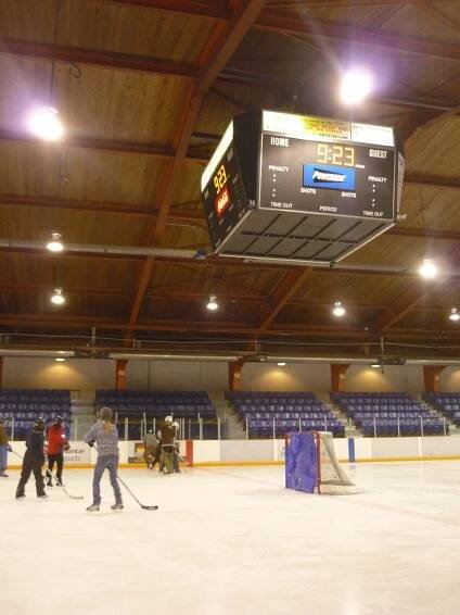 ICE HOCKEY - TOTEM v SFS 2010/2011 - Totem Ski Shop