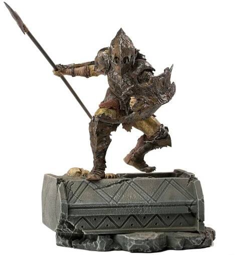 Figurka Pán Prstenů - Armored Orc BDS Art Scale 1/10