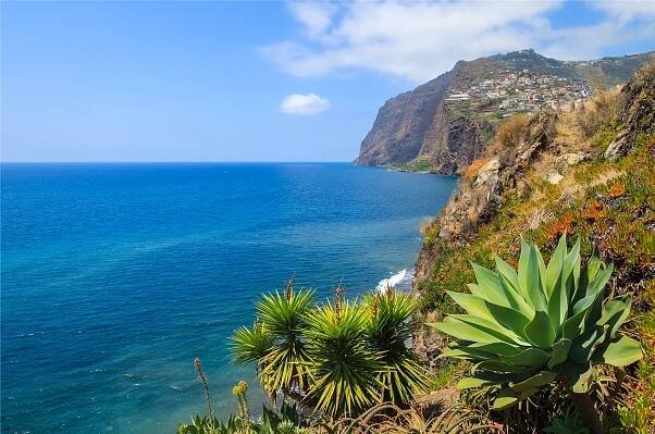 Pohodový týden - Madeira - alpské a exotické scenérie - 2025/26 - CK Poznání 
