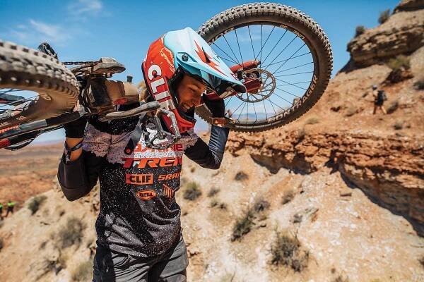 Breaking Barriers for Women Freeriders to Compete on the World’s Biggest Stage | The Big League | Freehub Magazine