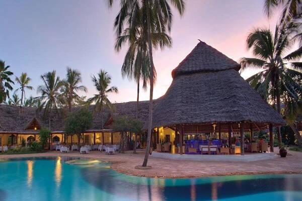 Hotel Zanzibar - Kiwengwa Beach – Bluebay Beach Resort - 333travel