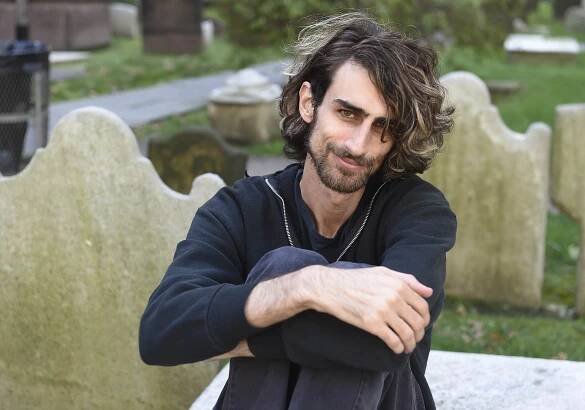 Mike Isaacson, an Antifa member and Minor supporter, has a history of making provocative anti-police statements including once calling dead police officers “pig death stats.” 