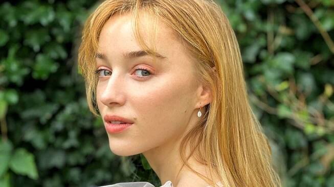 Phoebe Dynevor Is Figuring Out Life After 'Bridgerton'