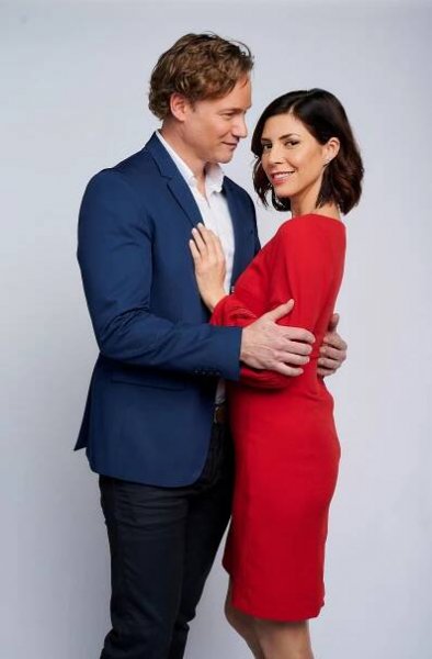 A Christmas Break - Promo - Steve Byers, Cindy Sampson