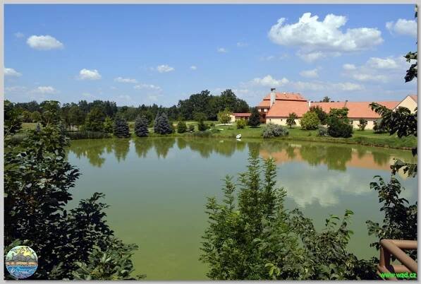 Safari resort Hluboká u Borovan