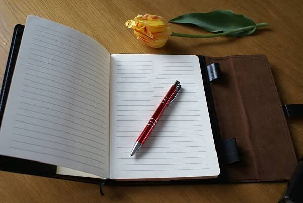 Stylový elegantní notes a propiska + vaše gravírování za 525.00CZK - Allegro