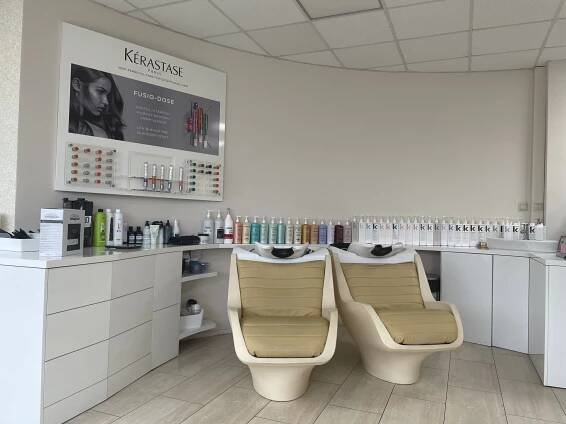 ARMANI SALÓN KRÁSY | Salon Expert