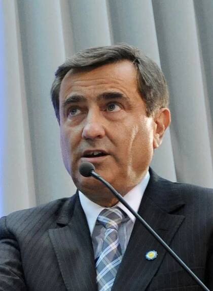 Héctor Icazuriaga - Wikipedia