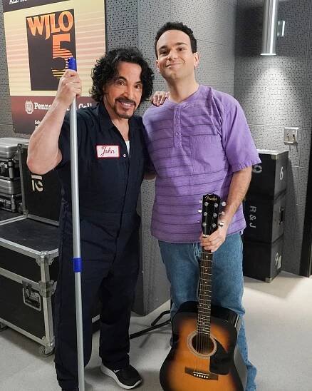 Goldbergovi - Oates a Oates - Z natáčení - John Oates, Troy Gentile