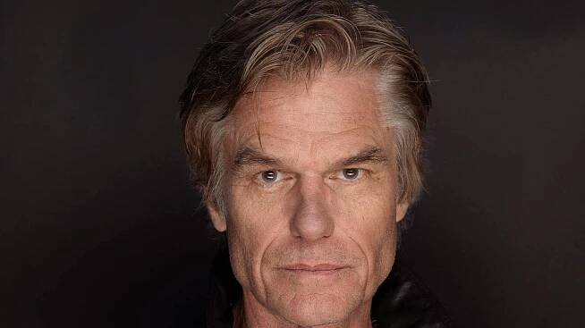 Harry Hamlin Joins 'Anne Rice's Mayfair Witches', '80 For Brady'