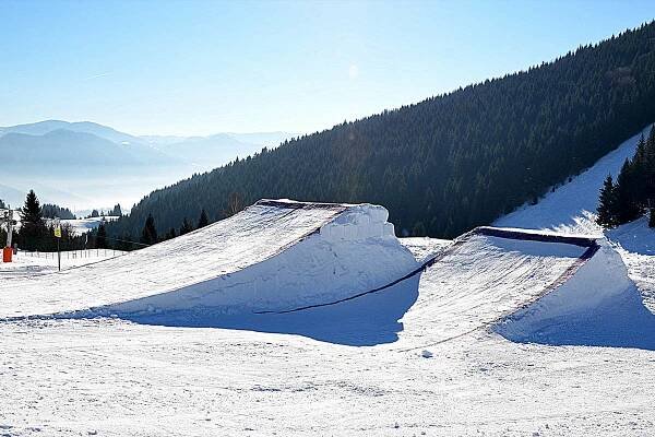 Lyžovanie Malinô Brdo, Slovensko | Reny.sk