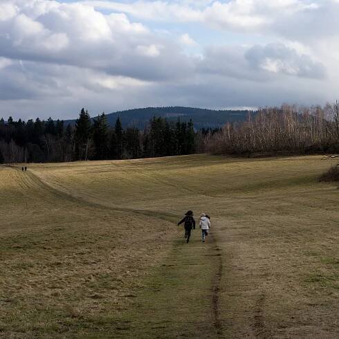 Březen a návraty do krajiny mysli - Nakladatelství Lelkárna