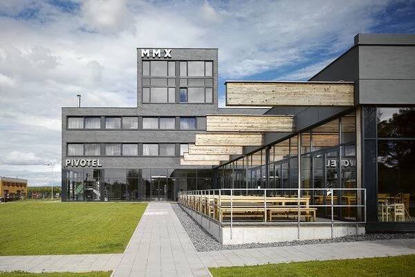 Pivotel MMX foto 1