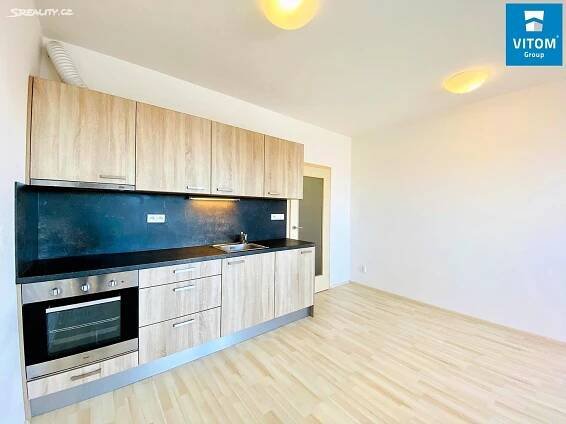 Pronájem bytu 1+kk 30 m², Houbalova, Brno - Líšeň