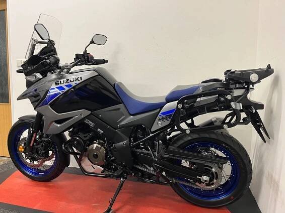 Suzuki V-Strom 1050 XT,TOP STAV