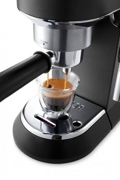 De'Longhi Dedica EC 685.BK