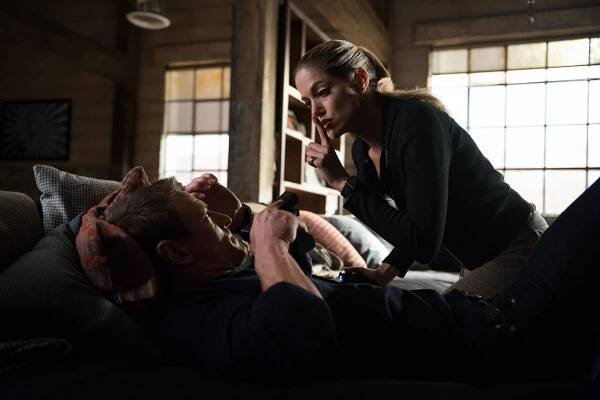 Hráč - Downtown Odds - Z filmu - Philip Winchester, Charity Wakefield