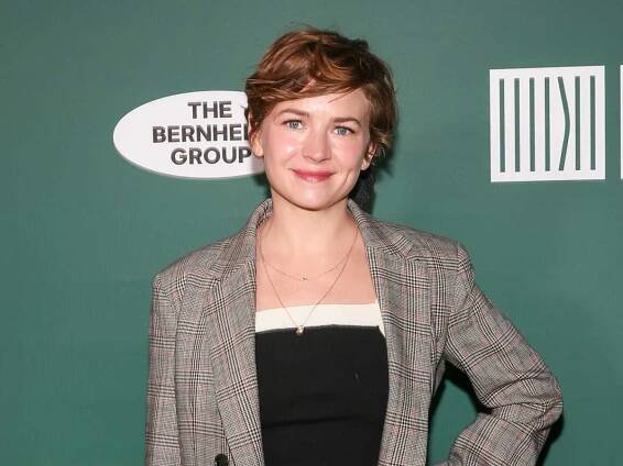 Britt Robertson cast in upcoming holiday rom-com Love Unexpected
