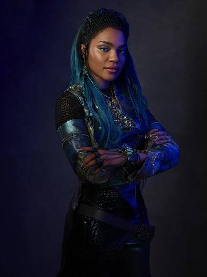 Následníci 3 - Promo - China Anne McClain