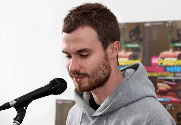 Soubor:Marek Šindelka, 2013b.jpg – Wikipedie