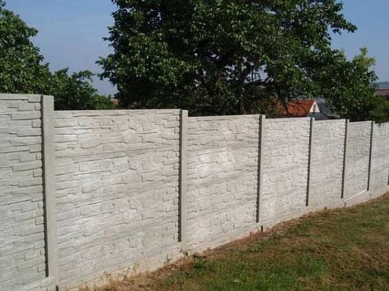 Foto: Harašta Petr - betonové ploty 