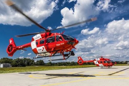 Vrtulníky Airbus dodávají společnosti Rega první H145