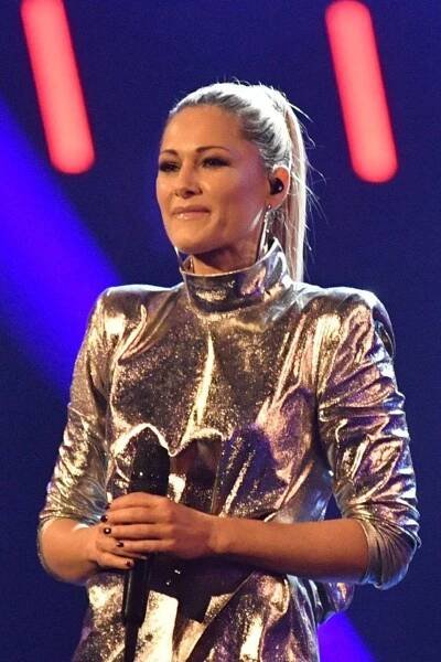 Helene Fischer hat verraten, dass sie erneut Mutter geworden ist. Gleichzeitig kündigte sie ihre nächsten beruflichen Projekte