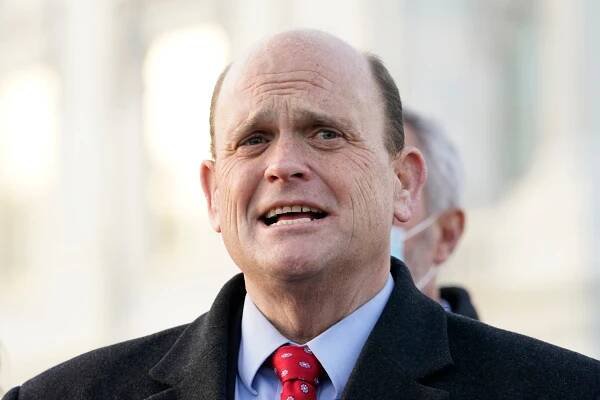 U.S Rep. Tom Reed issued an apology on Sunday and said he will not stand for reelection next year