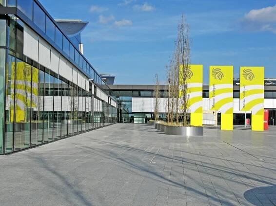 Stuttgart Neuere Architektur | CityTecture