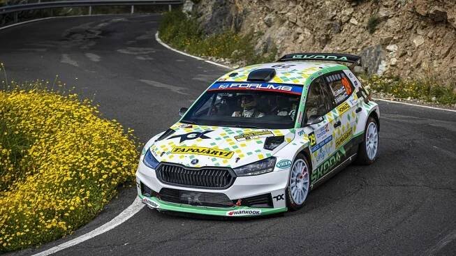Rallye Sardinia před startem: Evans hájí náskok, Prokop podvacáté