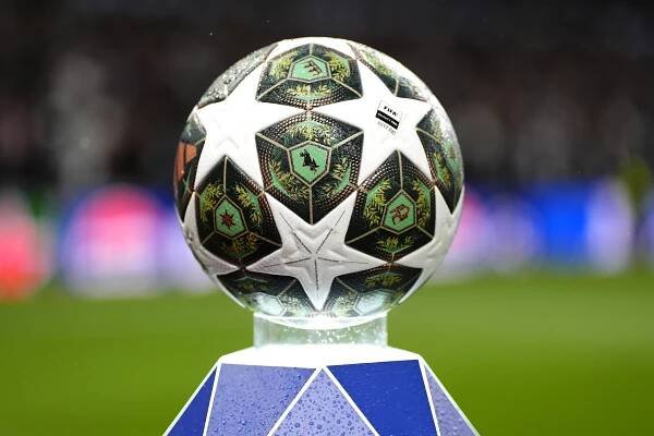 Aston Villa v Paris Saint-Germain - UEFA Champions League - Quarter Final - Second Leg - Villa Park