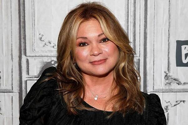 Valerie Bertinelli Is Doing Dry January to 'Reset' After Being in 'Fight, Flight' Mode During Her Divorce
