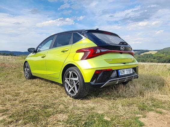 Hyundai i20 1,0 T-GDI automat mild hybrid - Autaprozeny.cz