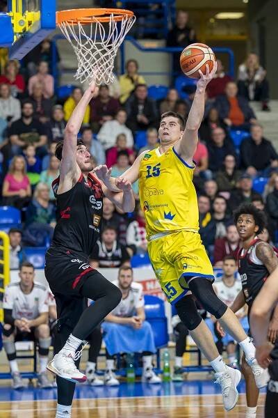 Opora basketbalové Opavy Filip Zbránek: Šance porazit Nymburk byla
