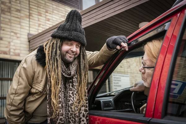 Kummeli esittää: Kontio & Parmas - Pyörävarkaat - Z filmu - Heikki Hela, Heikki Silvennoinen