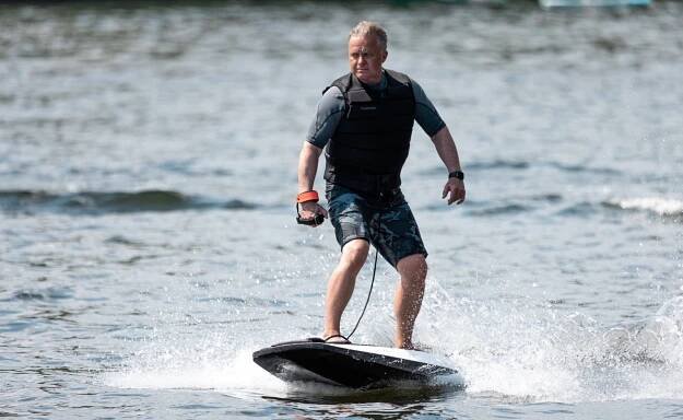 Jetboard Comparison & Buying guide - E-Surfer
