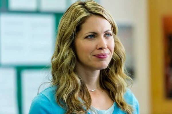 Pascale Hutton is a disappointment on Hallmark Channel