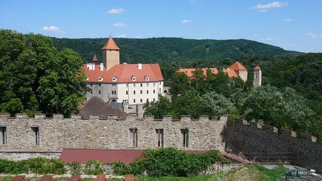 Další zajímavý pohled na hrad Veveří.