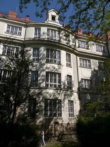 Gymnázium U libeňského zámku
