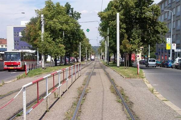 Soubor:Praha, Dejvice, Jugoslávských partyzánů.JPG – Wikipedie