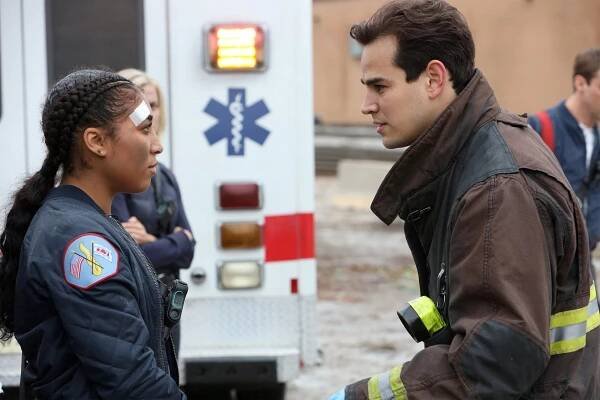 Chicago Fire - That Kind of Heat - Z filmu - Adriyan Rae, Alberto Rosende