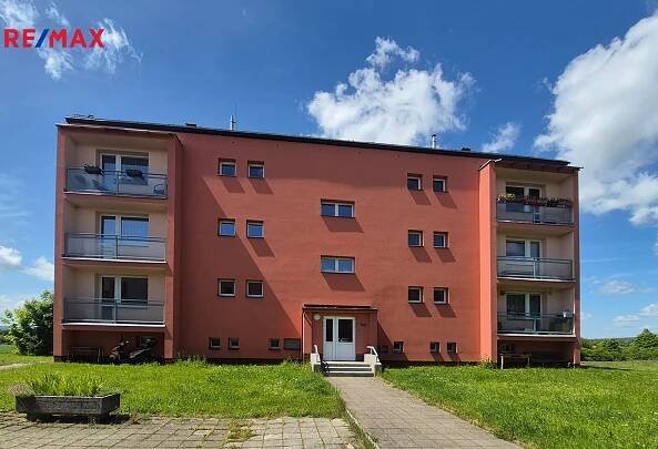 Prodej bytu v OV se 2 lodžiemi v Hradci n. Svitavou - 2