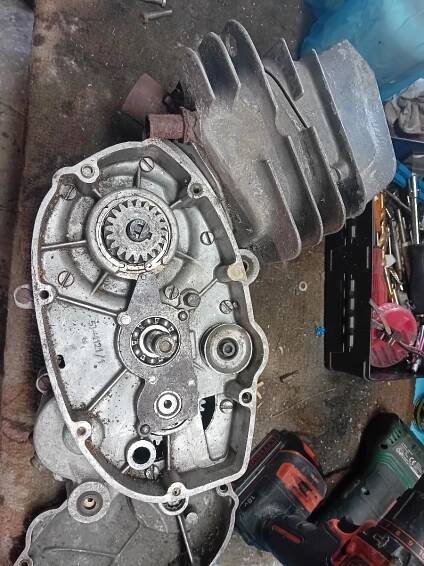 Motor jawa 90