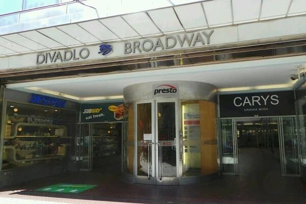 Divadlo Broadway