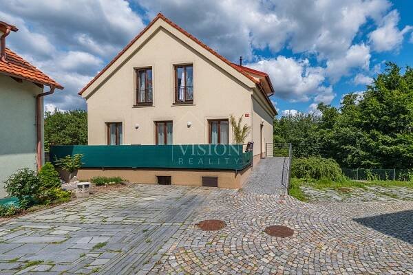 Prodej mezonetového bytu 3kk v centru Dobříše | Reality.iDNES.cz 