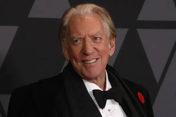 Zemřel herec Donald Sutherland. Žádná role ho nezastrašila, napsal syn Kiefer