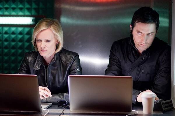 MI5 - Energy - Z filmu - Hermione Norris, Richard Armitage